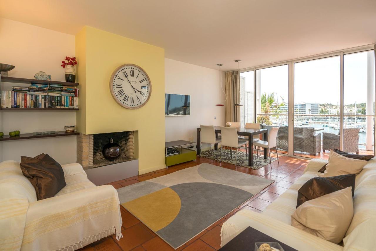 Stunning 2-Bed Penthouse In Lagos 250M From Beach 外观 照片