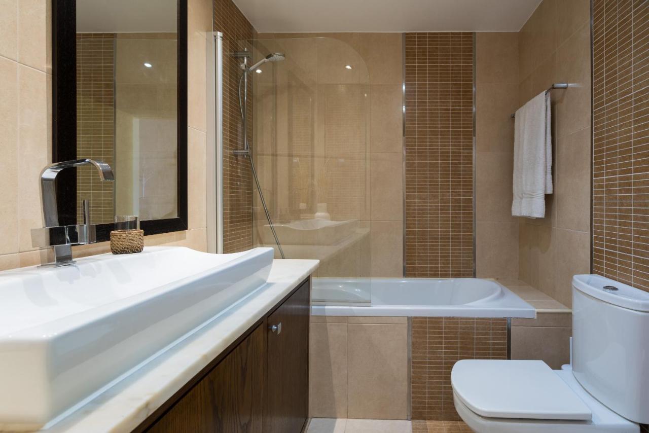 Stunning 2-Bed Penthouse In Lagos 250M From Beach 外观 照片