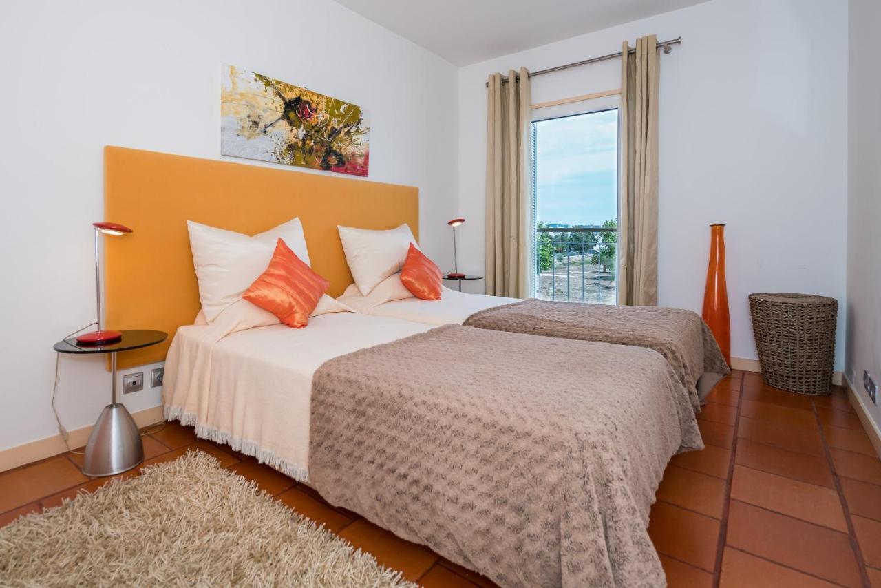 Stunning 2-Bed Penthouse In Lagos 250M From Beach 外观 照片